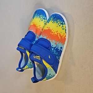 Speedo youth xl water shoes